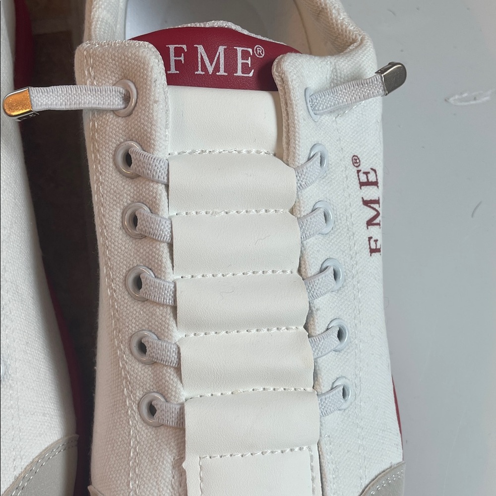 FME Makeover Essentials White Red Casual Sneakers Never Worn, Run Big (size 9) - Picture 3 of 8